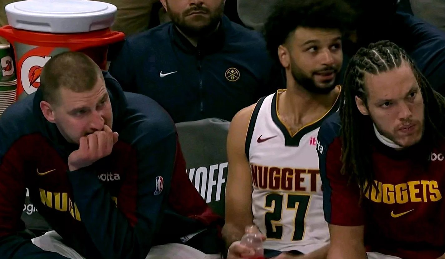 电竞直播-刷新纪录引发热议！，德罗巴在掘金比赛中爆冷再创辉煌时刻-电竞直播