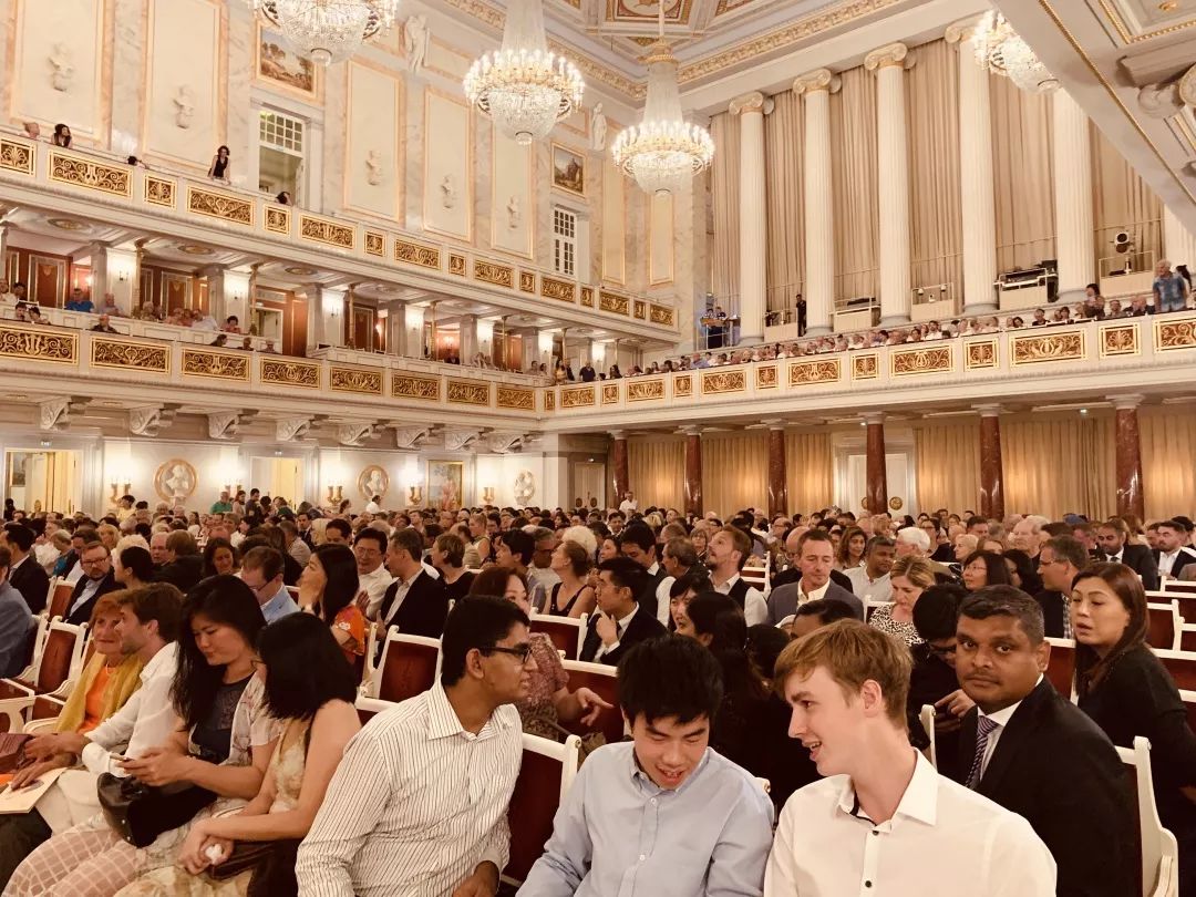 真人娱乐-公牛新秀表现惊艳,全场观众掌声不断,只要包括方法价格增加.-真人娱乐