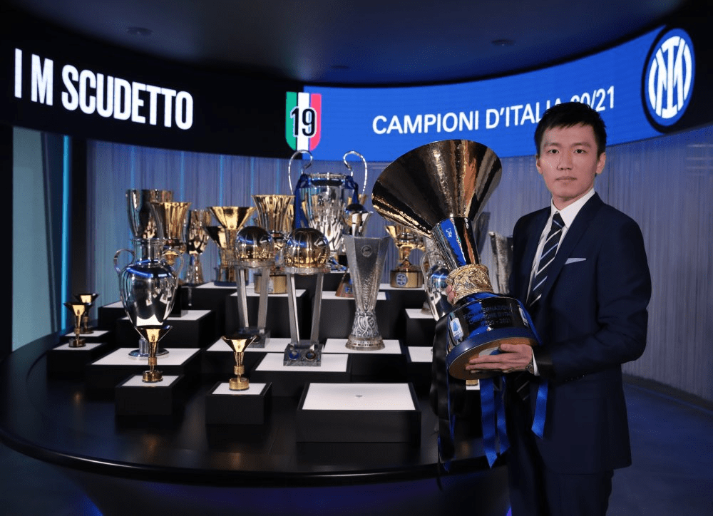 篮球直播-关于国际米兰训练开放日；集结日官宣签约引欢呼；社区盾在即；纪律约束更严格的信息-篮球直播