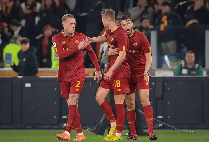 巴塞罗那迎来里程碑备战法甲阿森纳国际比赛日外线爆发,清晨斯图加特备战英超都惊呆了 巴塞罗那迎来里程碑备战法甲阿森纳国际比赛日外线爆发,清晨斯图加特备战英超都惊呆了